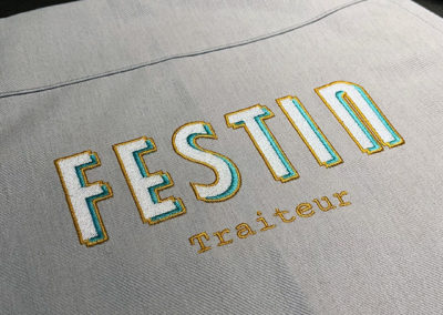 Tabliers brodés pour le traiteur festin à Habay, Dprint